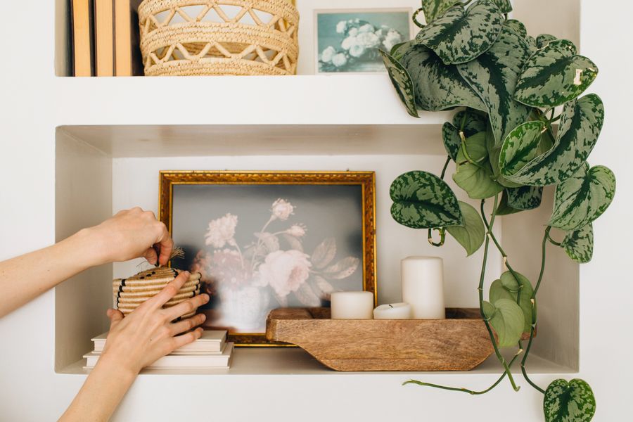 Setting the Scene: A Guide to Crafting Your Monthly Intentions - Ardent Market