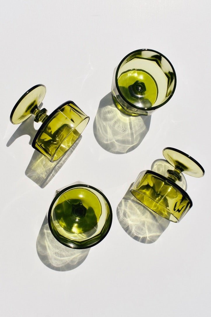 Unearthing Finds: A Practical Guide to Vintage Treasures - Ardent Market