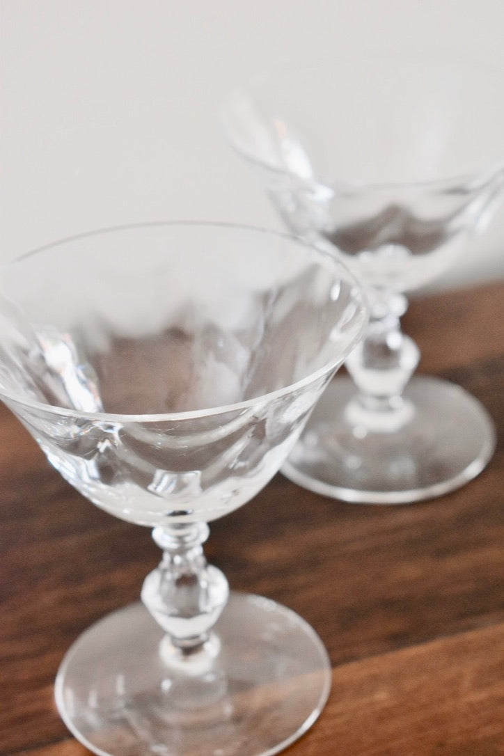 Savvy Vintage Coupe Glasses (set of 2)