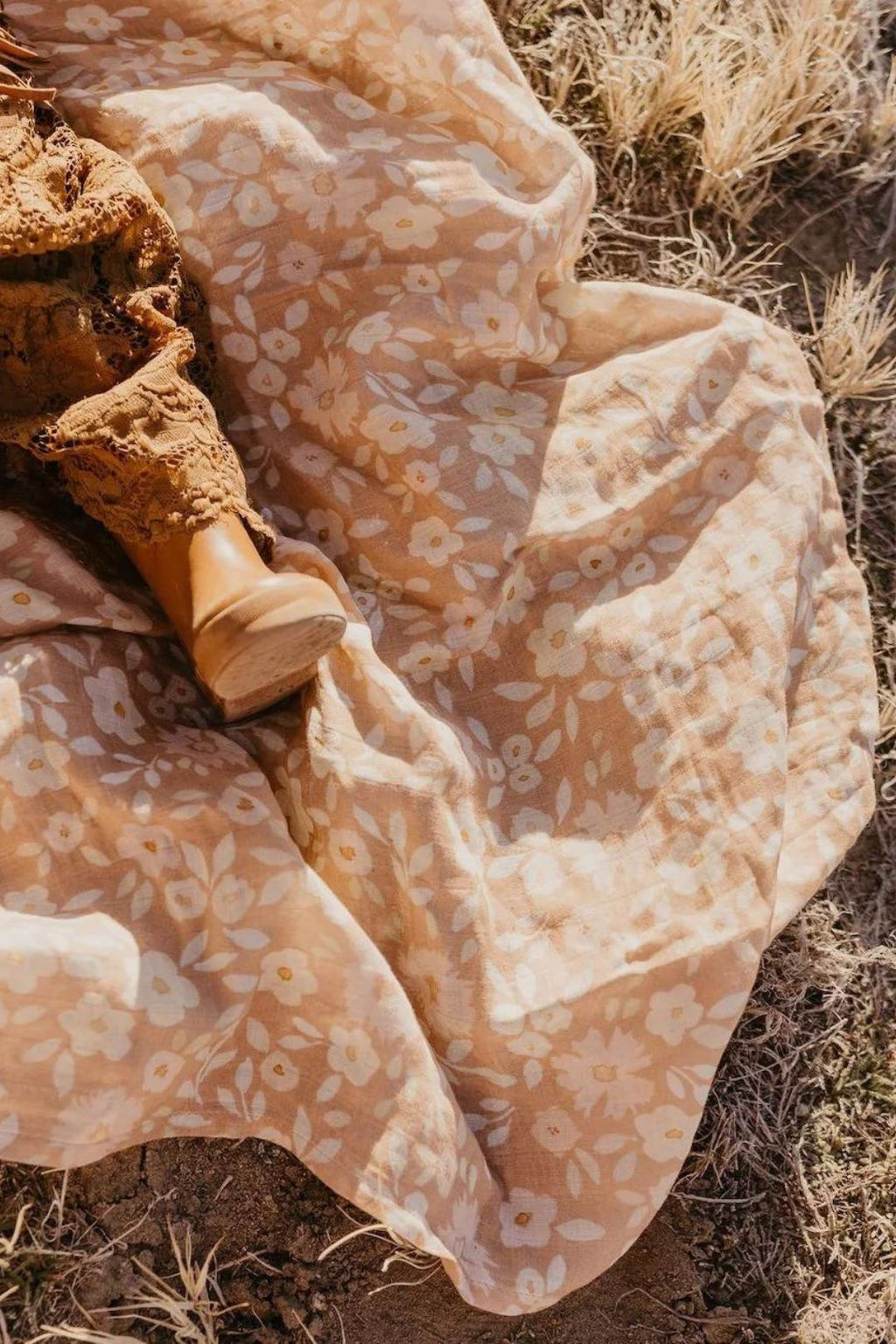 Meadow Muslin Swaddle Blanket - Ardent Market - Mini Wander