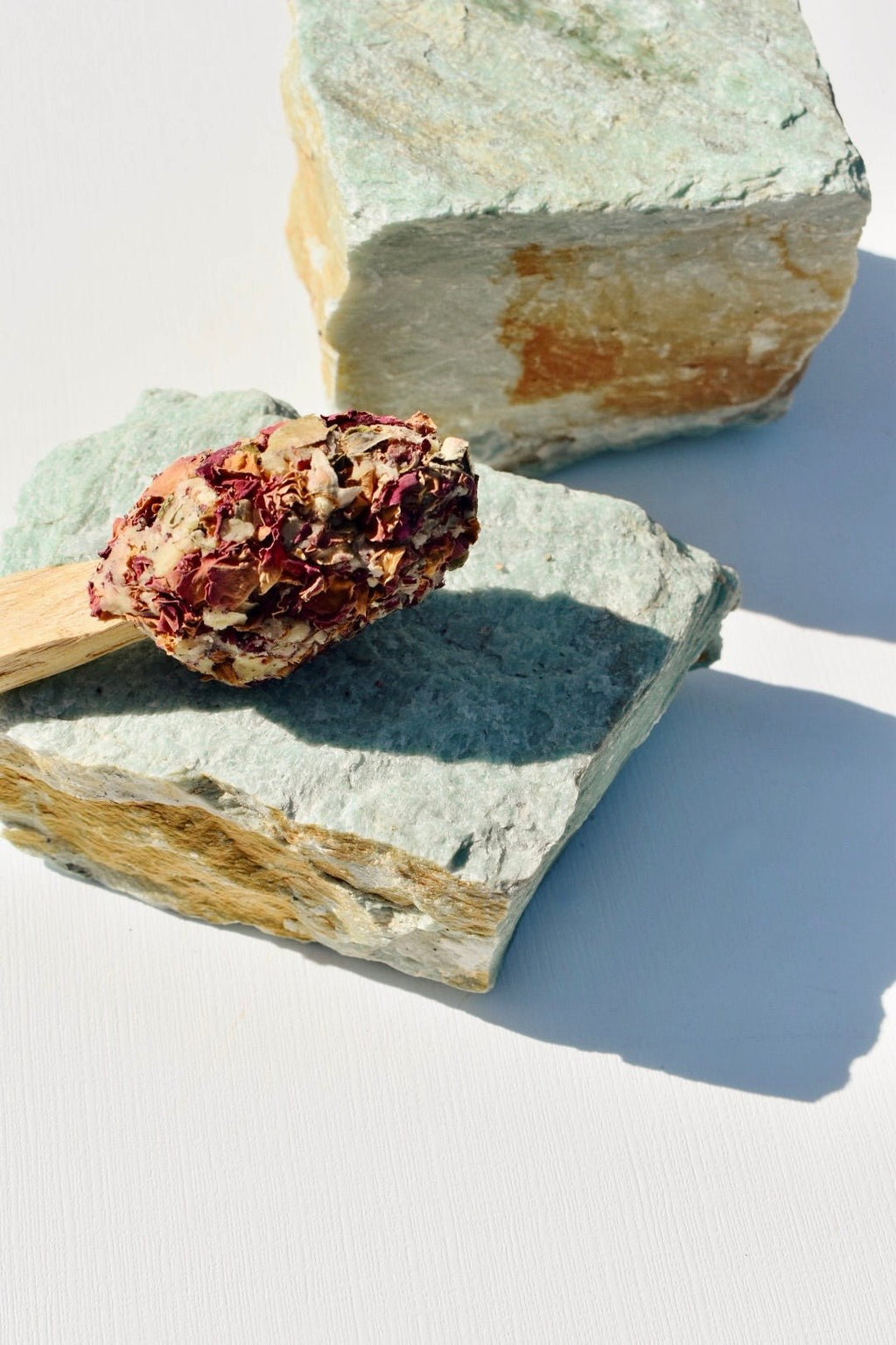 Oro Verde Altar & Stand - Ardent Market - Ardent Market