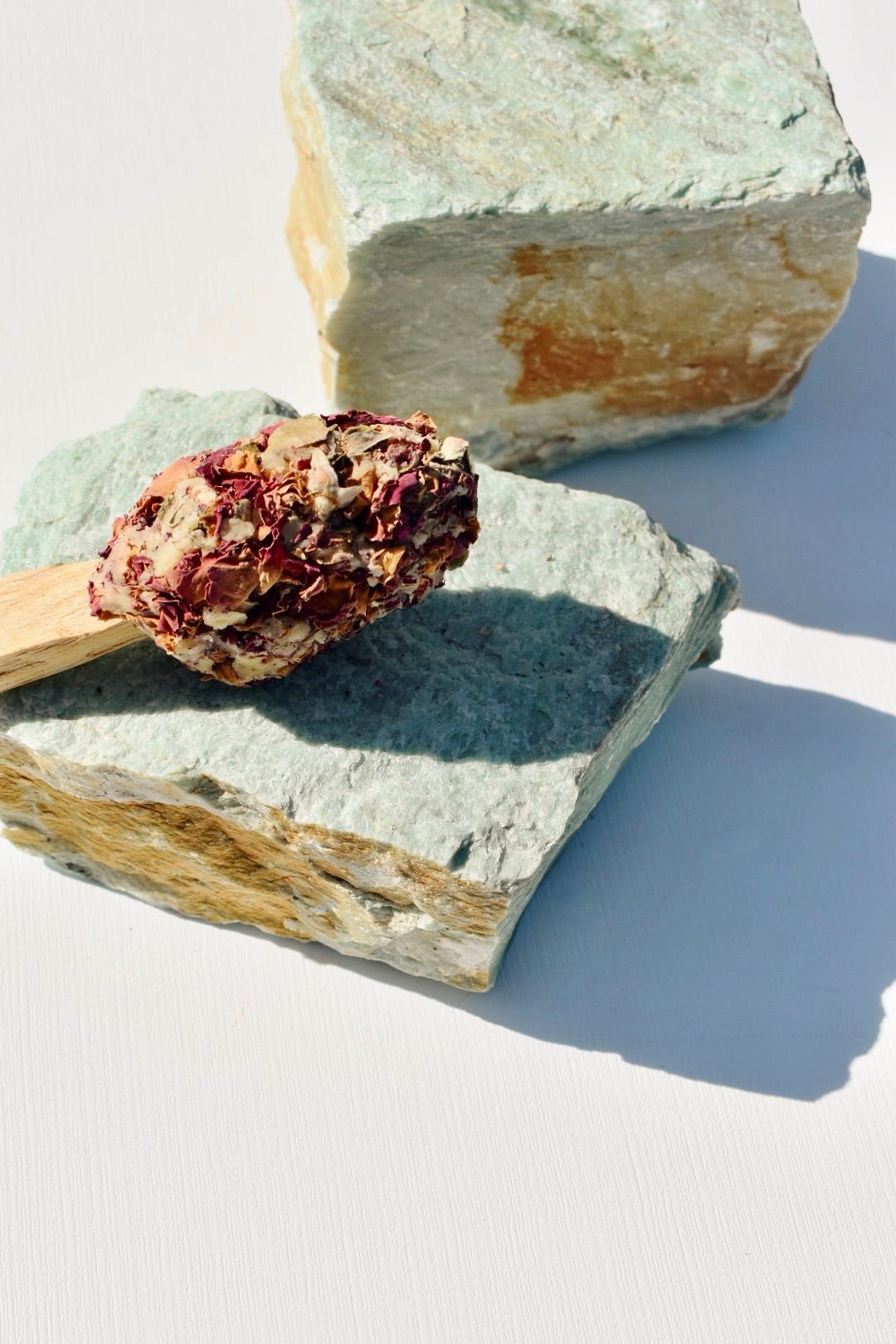 Oro Verde Altar & Stand - Ardent Market - Ardent Market